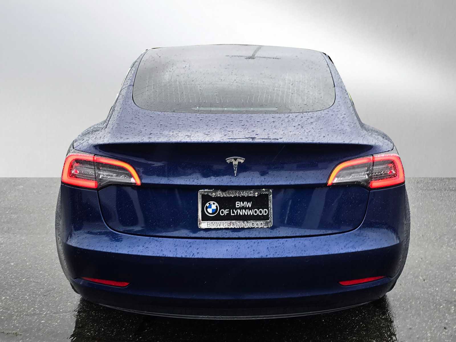 Used 2020 Tesla Model 3 Standard Range image 4