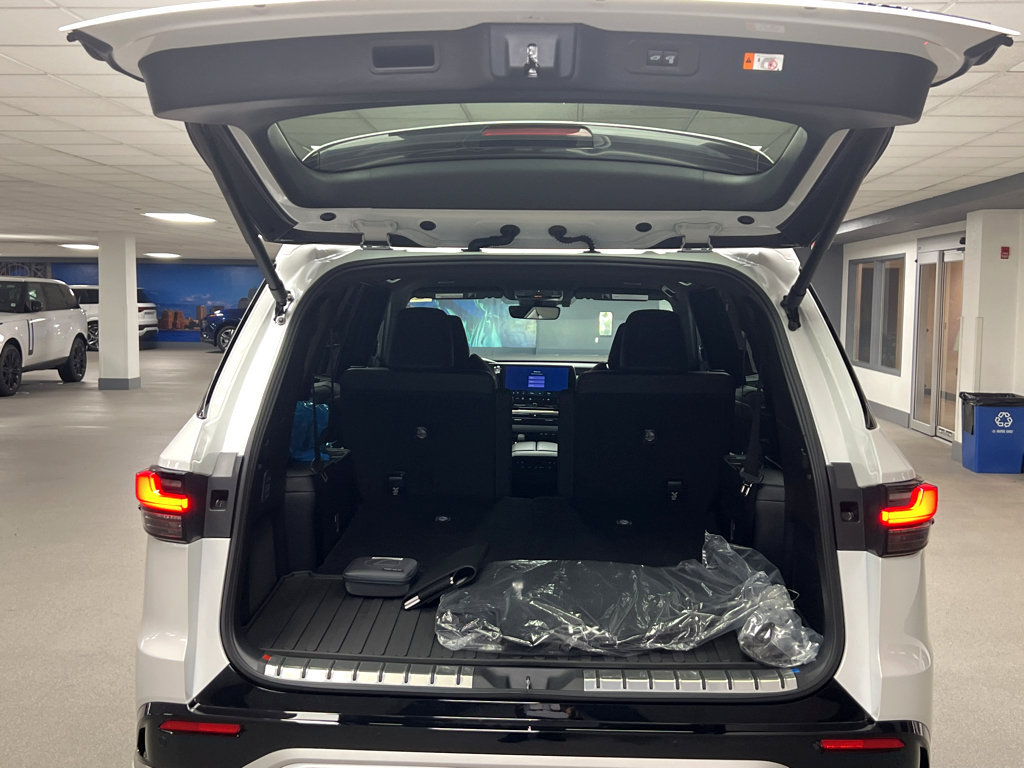 New 2026 Lexus TX 500h AWD w/ Technology Package image 29