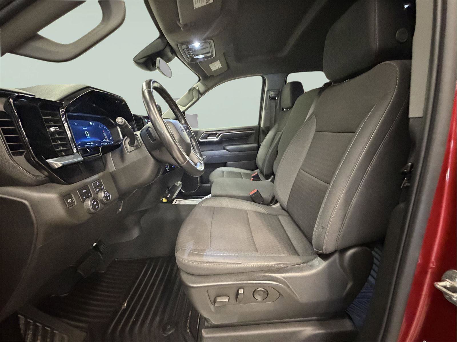 Certified 2022 Chevrolet Silverado 1500 RST image 23