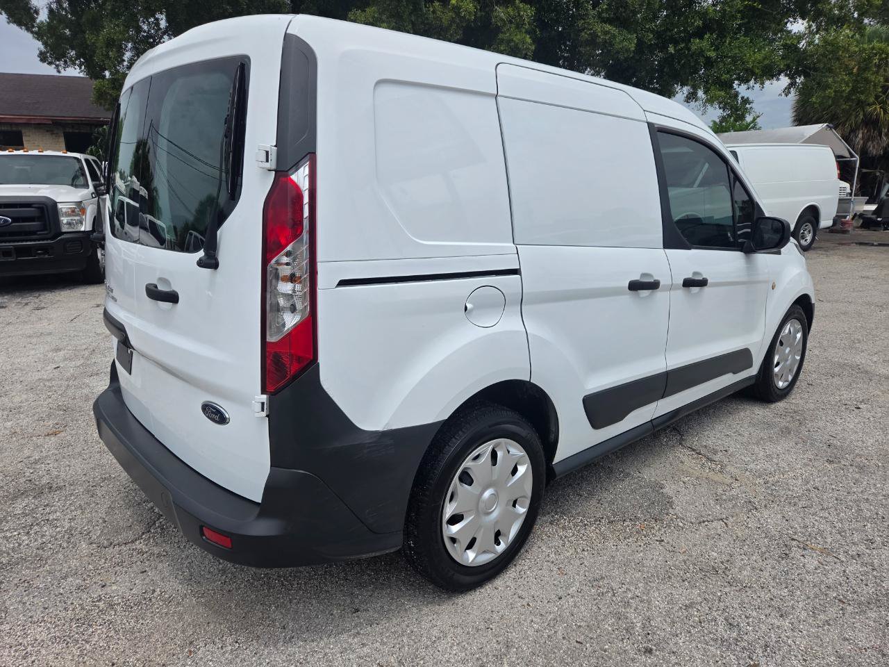 Used 2018 Ford Transit Connect XL FWD image 8