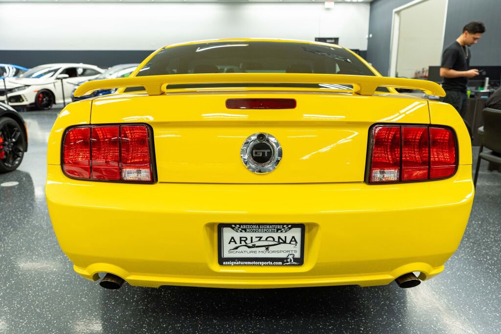 Used 2005 Ford Mustang GT Premium image 5