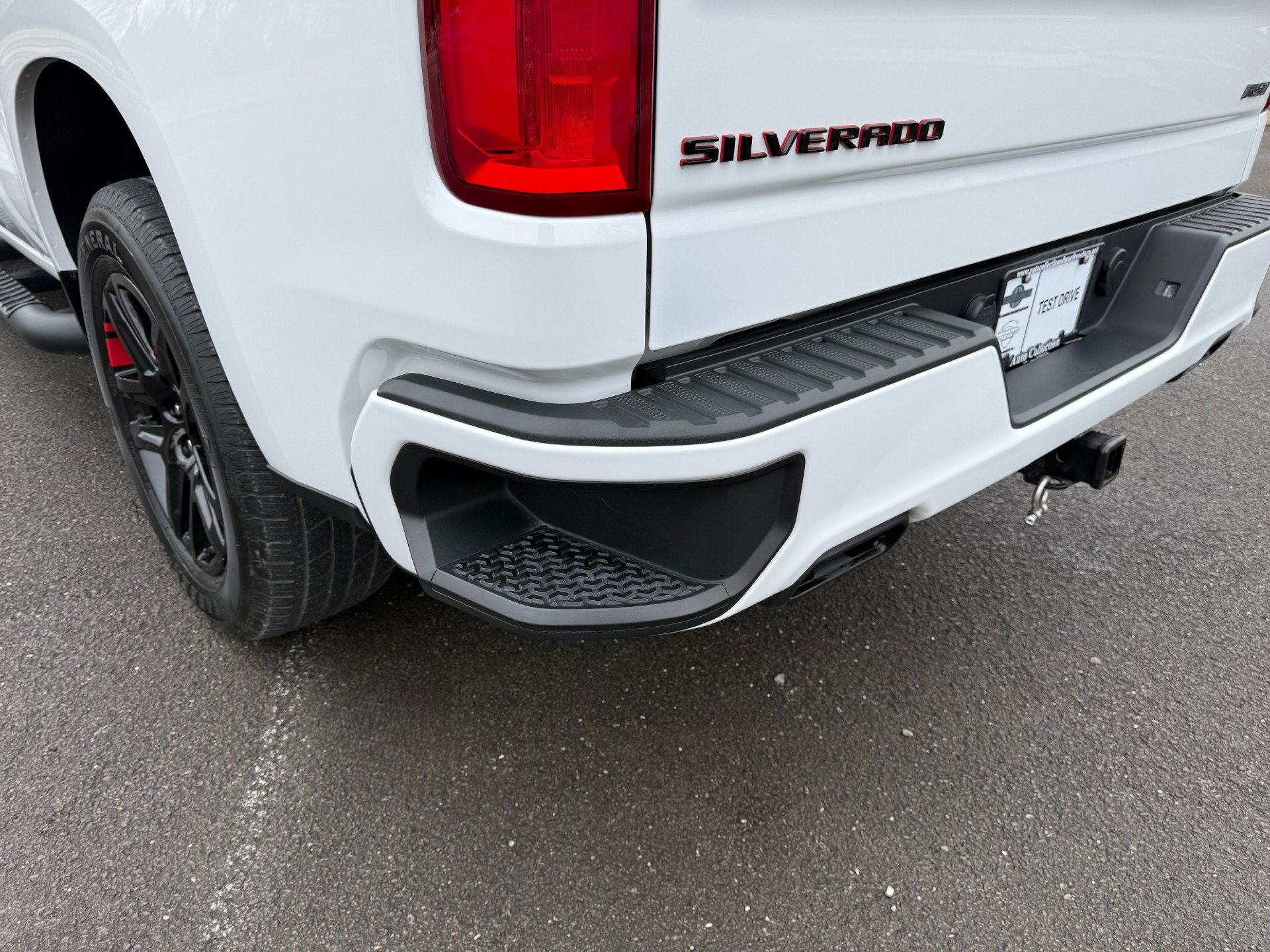 Used 2024 Chevrolet Silverado 1500 RST w/ Redline Edition AWD/4WD image 48