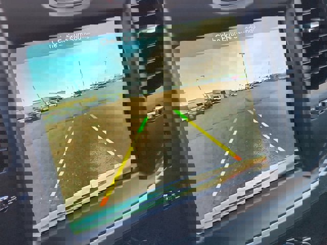 Used 2018 Chrysler 300 Limited image 19