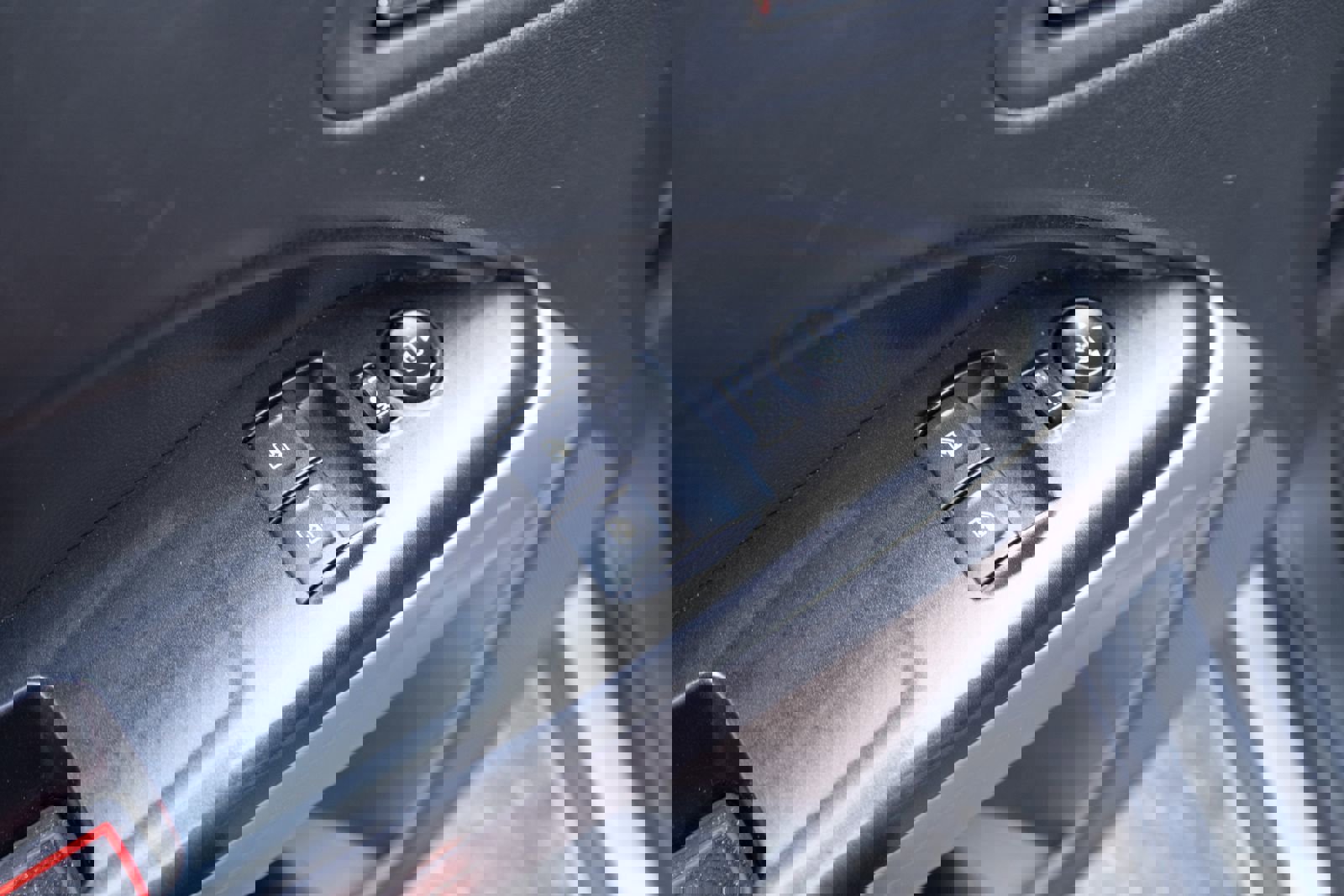 Used 2021 Chevrolet Colorado LT w/ Fleet Safety Package image 13