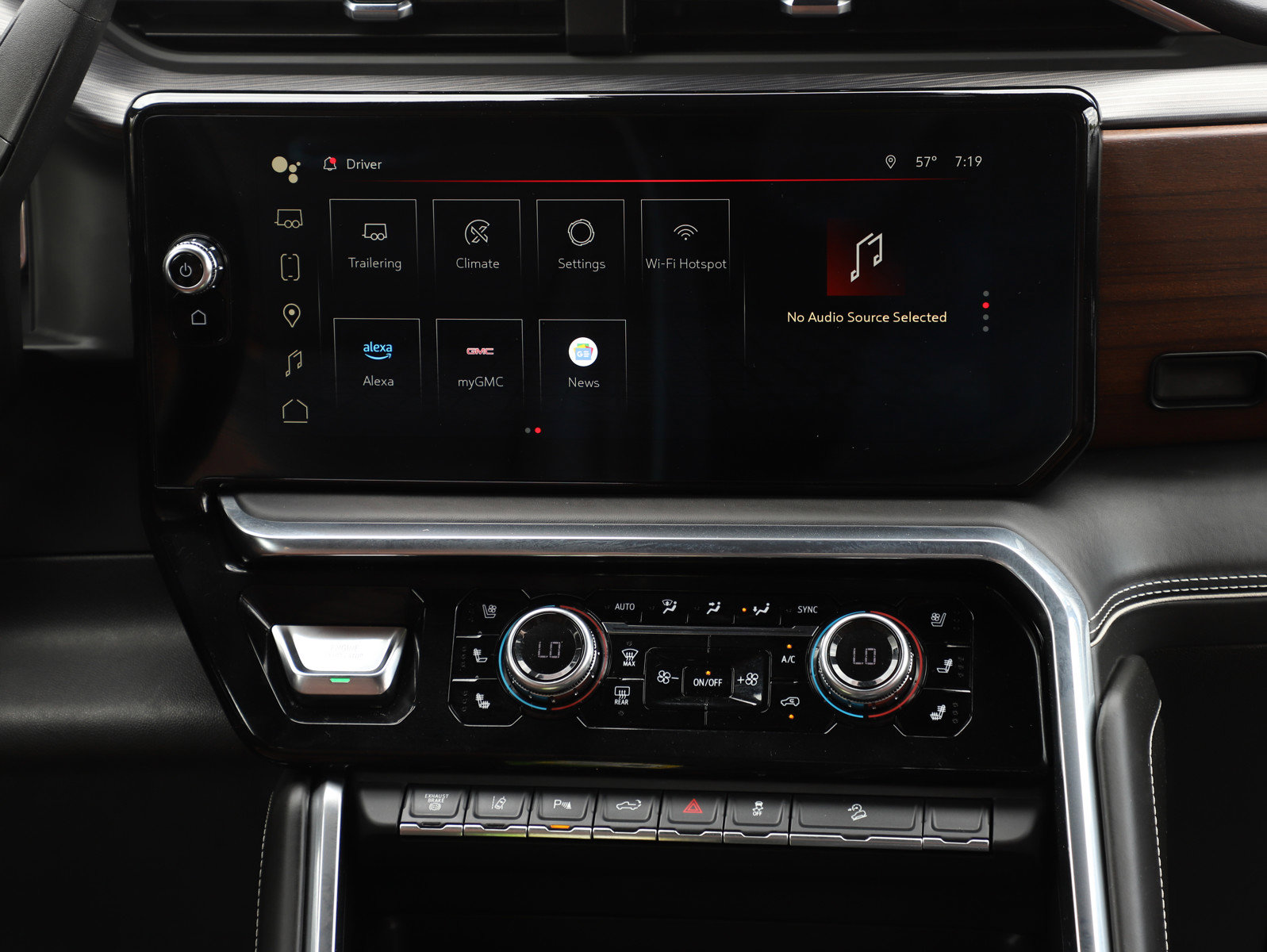 Used 2025 GMC Sierra 2500 Denali Ultimate AWD/4WD image 15