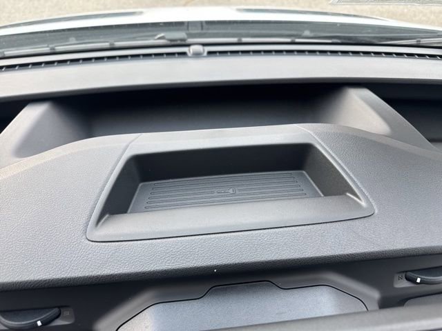 New 2026 Ford Transit 250 148 Medium Roof image 32