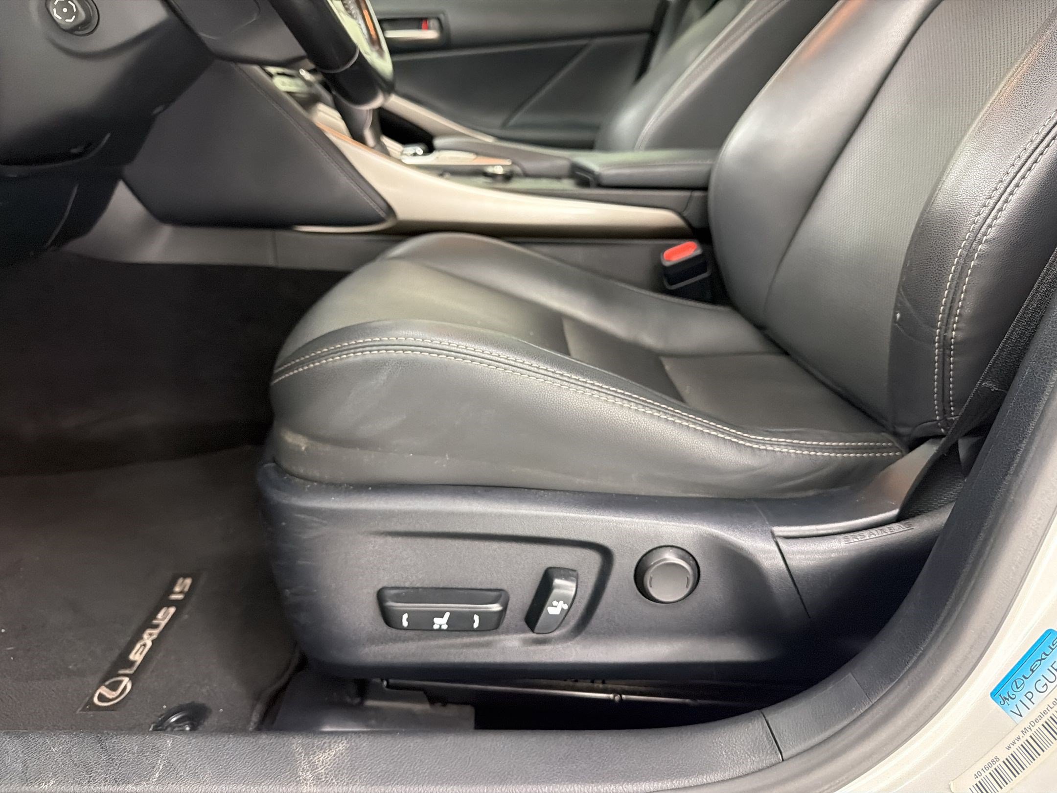 Used 2017 Lexus IS 200t w/ Navigation System Package RWD image 15
