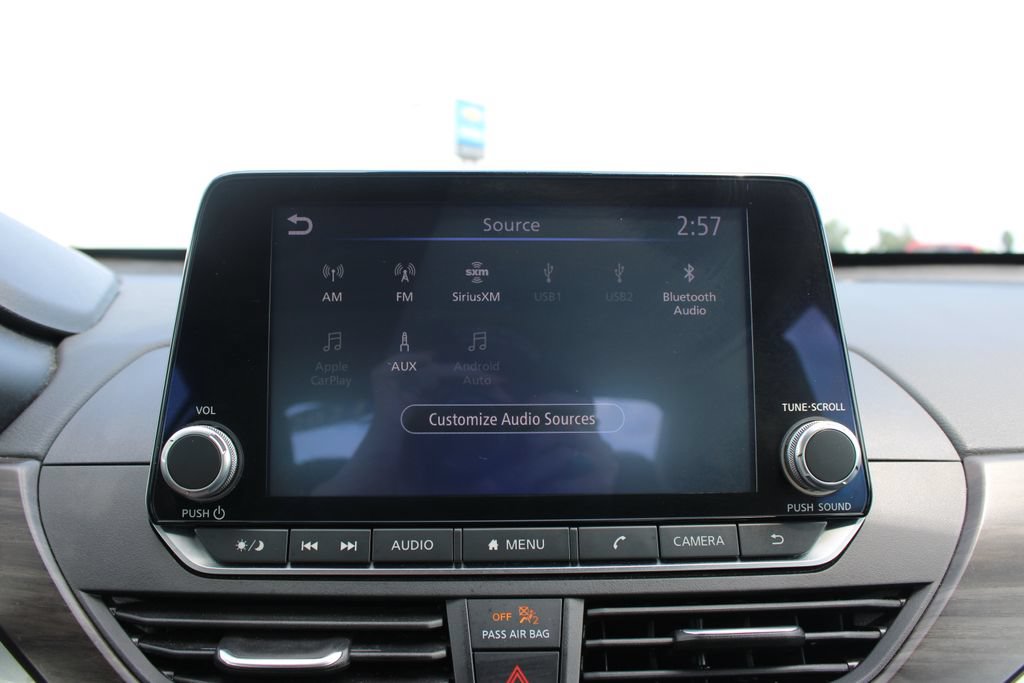 Used 2024 Nissan Altima 2.5 SV FWD image 49