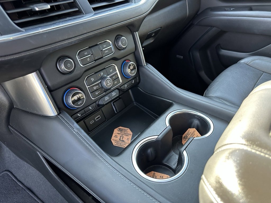 Used 2022 Chevrolet Tahoe LT w/ Luxury Package image 15