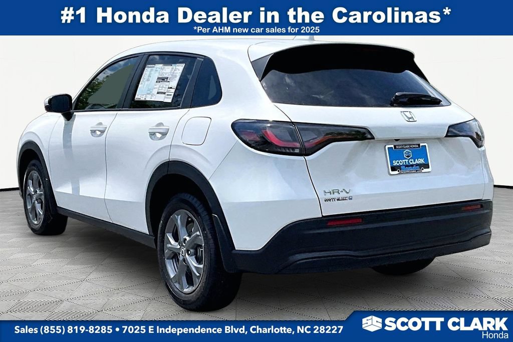 New 2027 Honda HR-V LX image 3