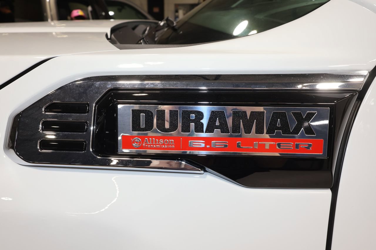 Certified 2025 GMC Sierra 2500 Denali w/ Denali Reserve Package image 37