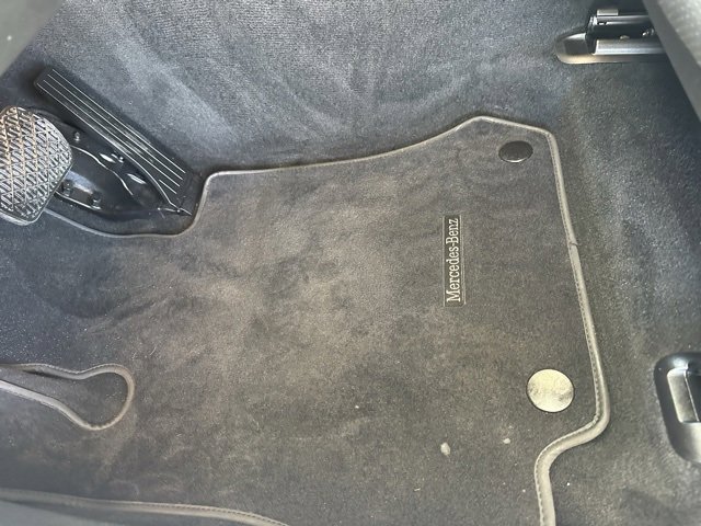 Used 2021 Mercedes-Benz GLC 300 4MATIC image 31