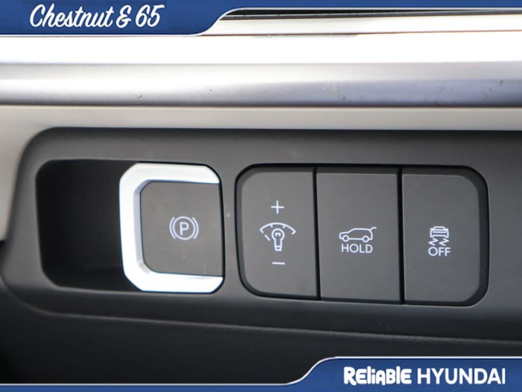Certified 2026 Hyundai Santa Fe SEL FWD image 33