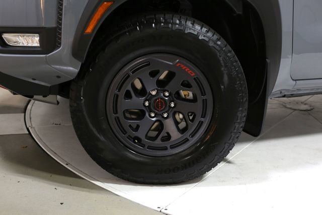 New 2026 Nissan Frontier PRO-4X image 2