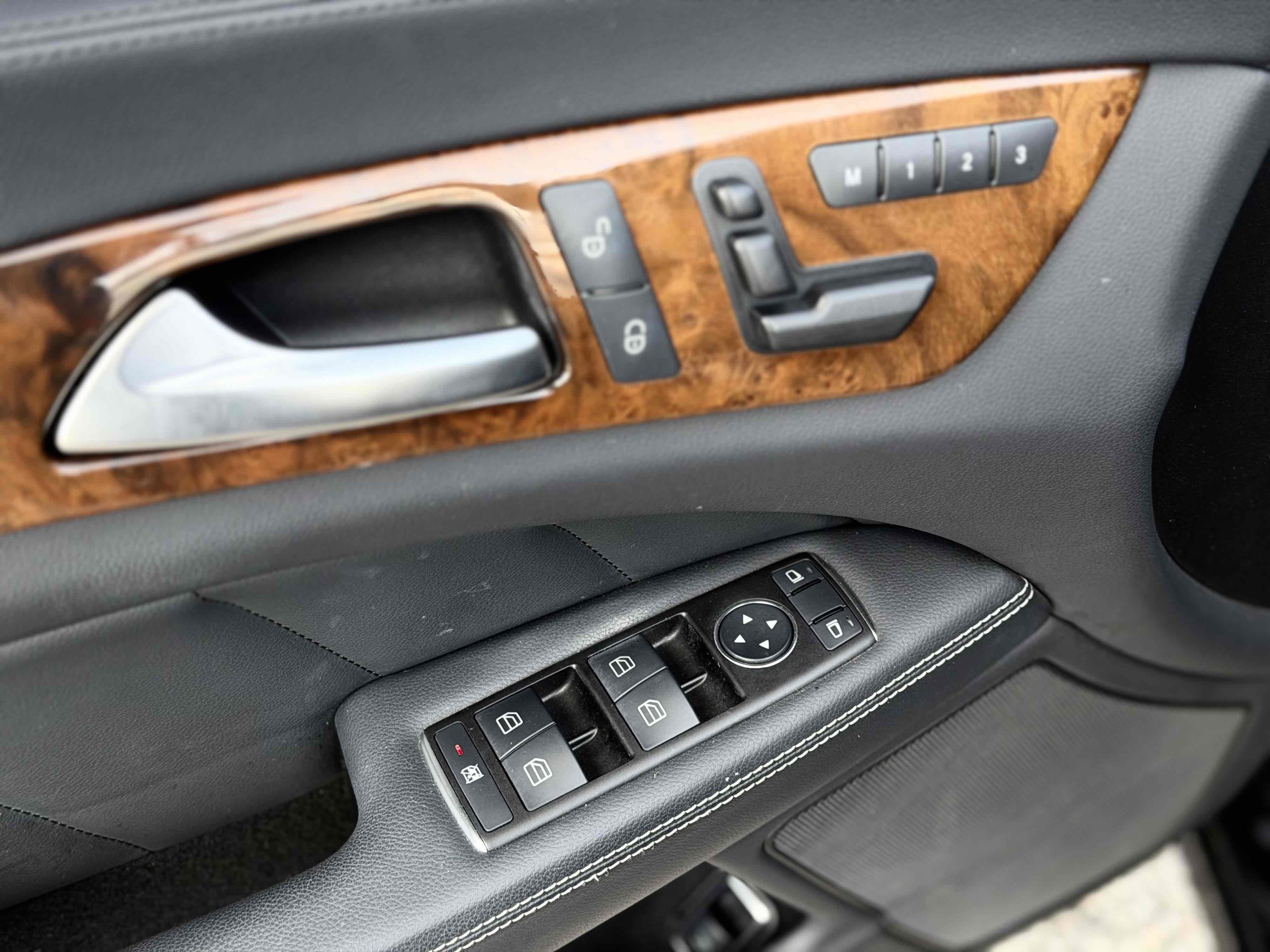 Used 2012 Mercedes-Benz CLS 550 image 19