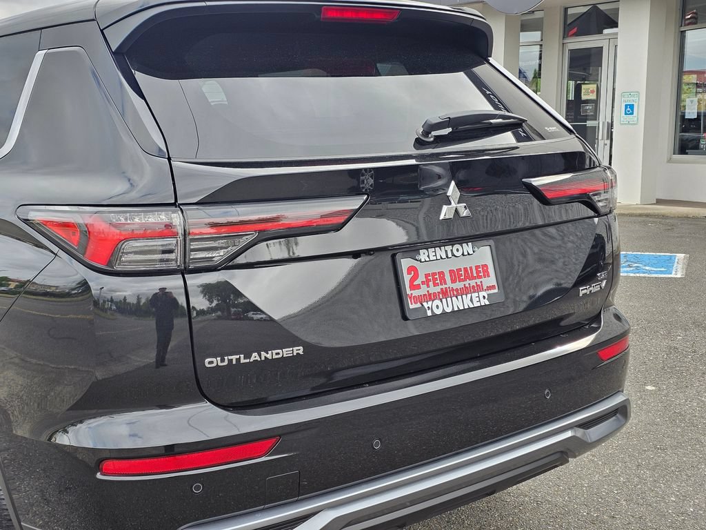 New 2026 Mitsubishi Outlander SE AWD/4WD image 10