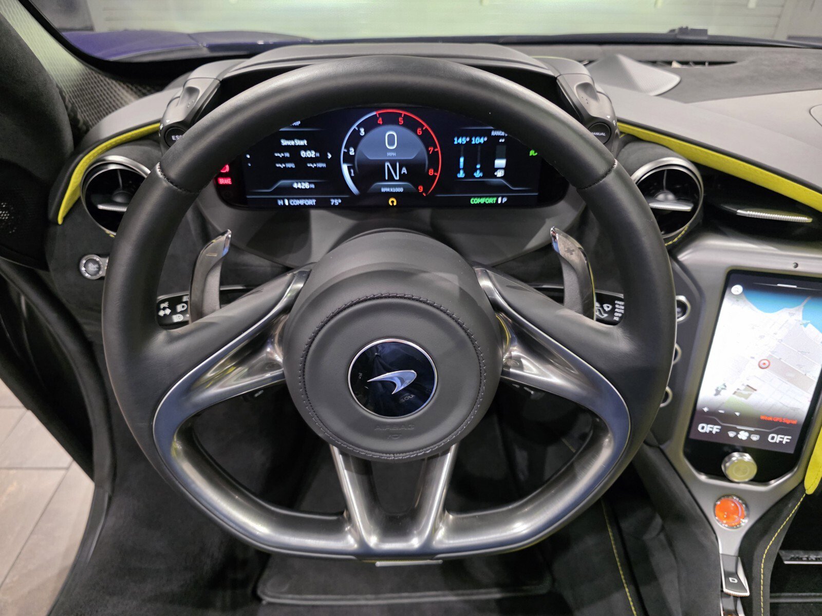 Used 2025 McLaren 750S Spider image 10