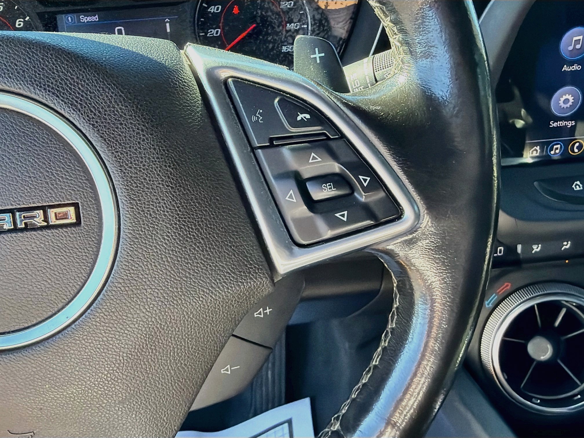Used 2021 Chevrolet Camaro LT w/ Technology Package RWD image 32