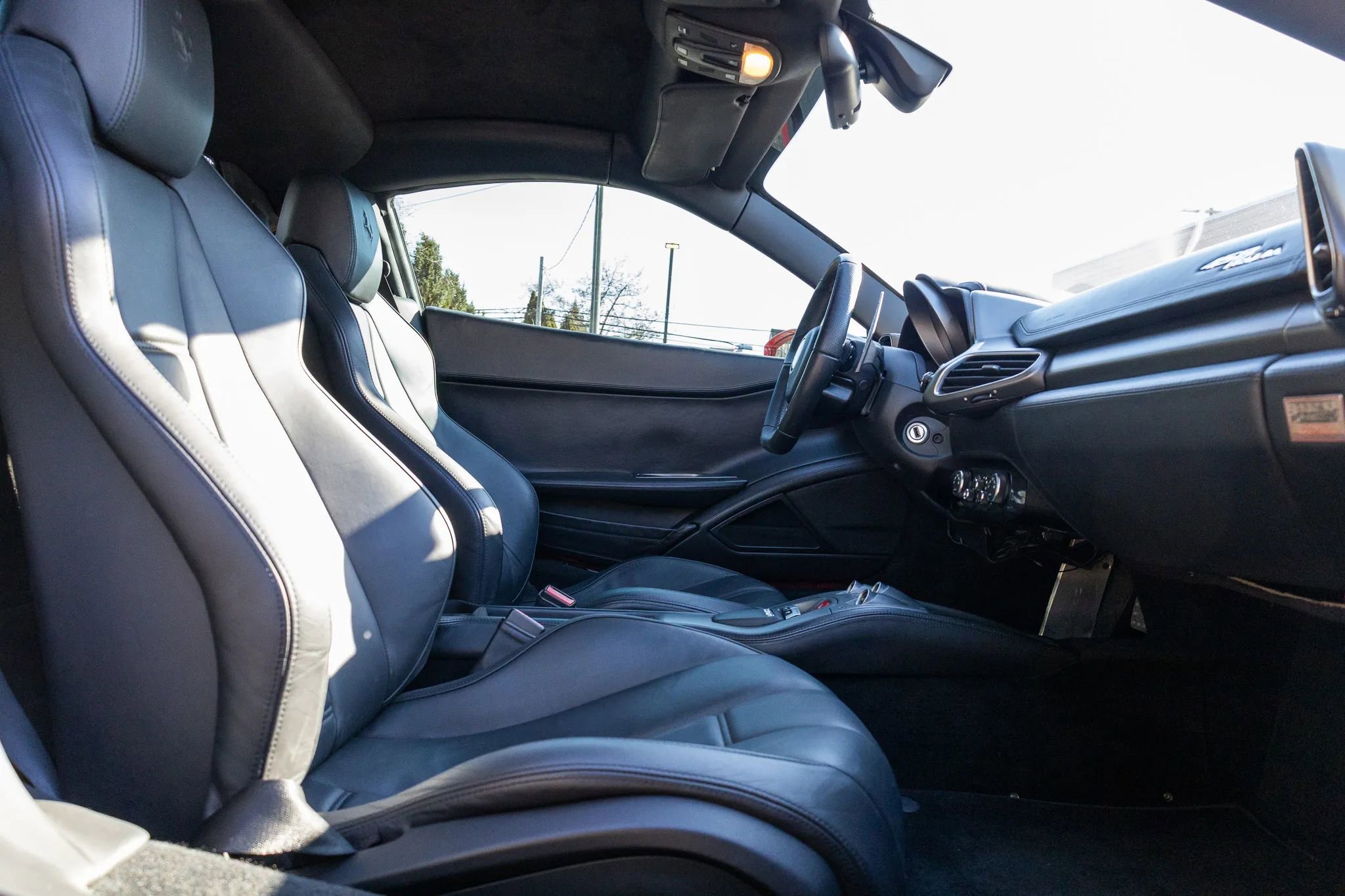 Used 2010 Ferrari 458 Italia Coupe image 56