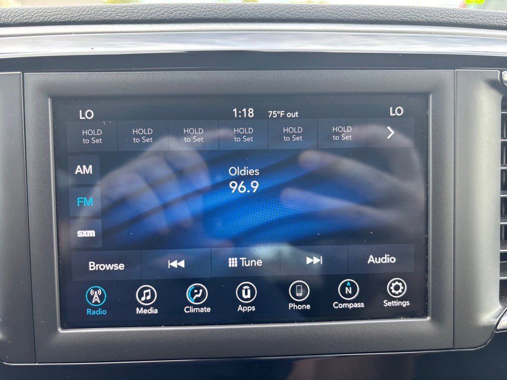 Used 2018 Chrysler Pacifica Touring Plus w/ S Appearance Package image 33