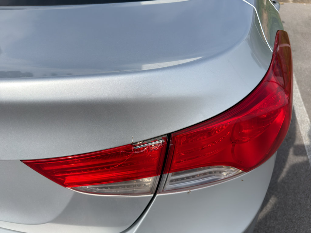 Used 2013 Hyundai Elantra GLS w/ Preferred Pkg FWD image 8