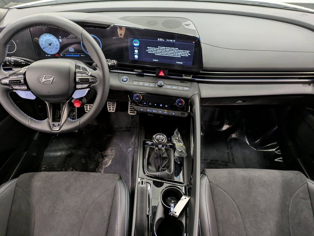 Used 2025 Hyundai Elantra N Base image 23