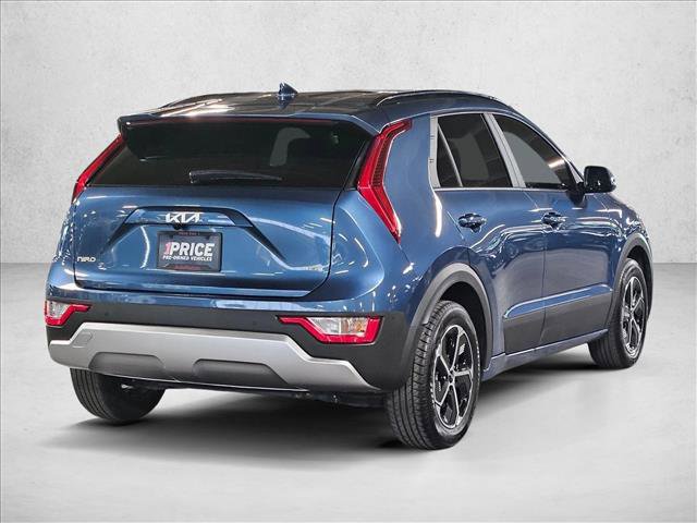 Used 2024 Kia Niro EX image 5