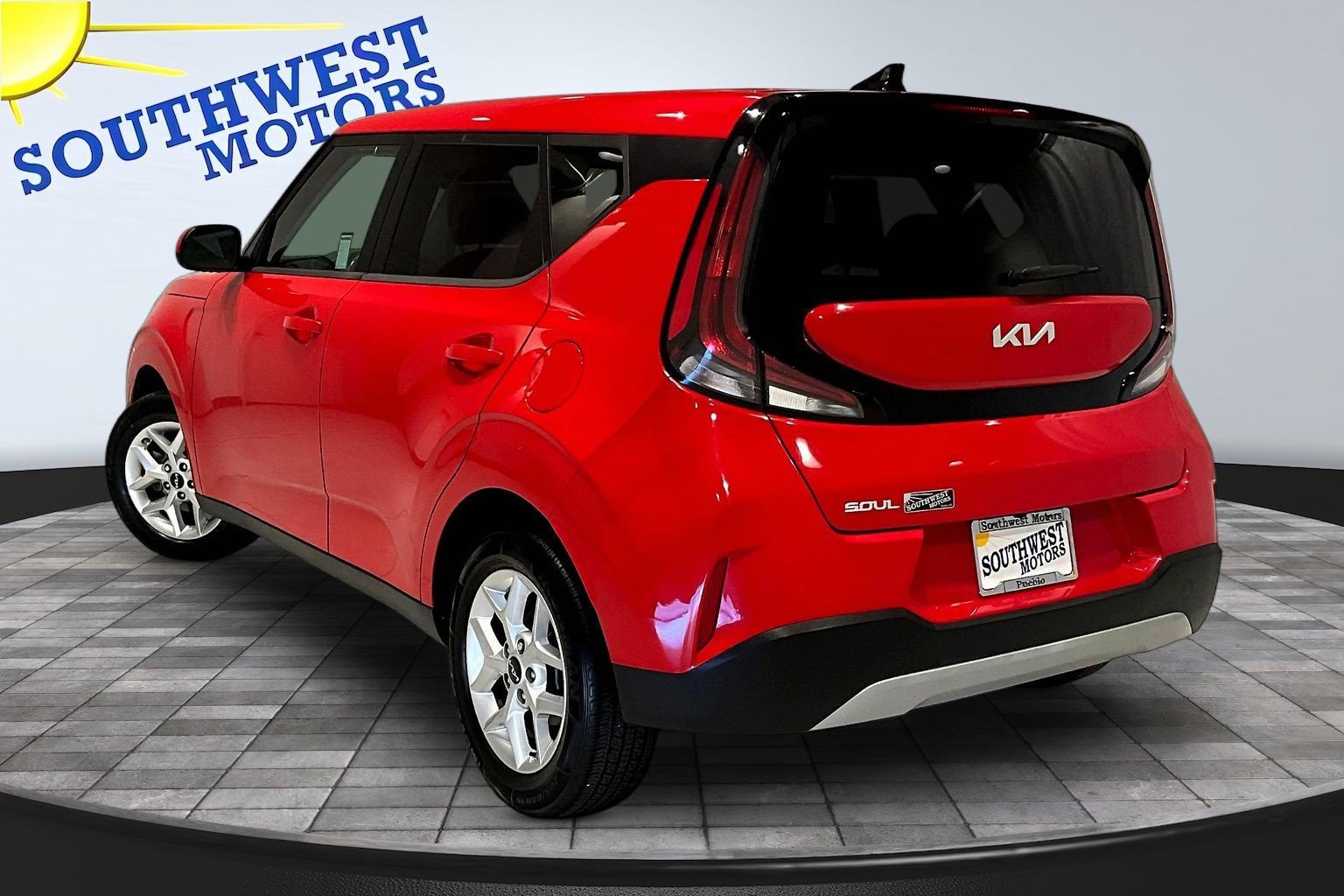 Used 2023 Kia Soul LX w/ Option Group 015 FWD image 5