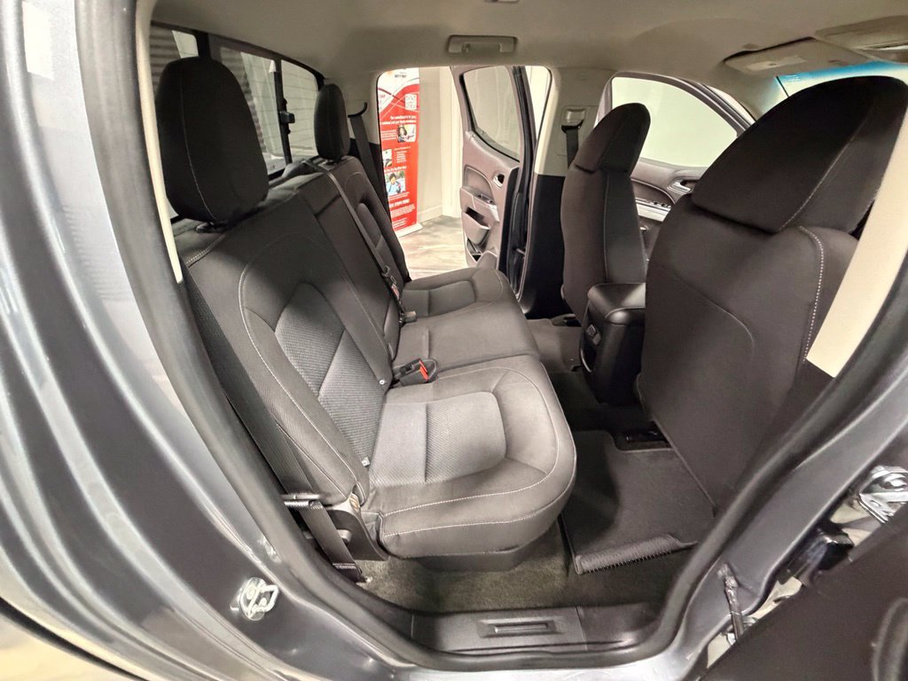 Used 2018 Chevrolet Colorado LT w/ LT Convenience Package AWD/4WD image 47