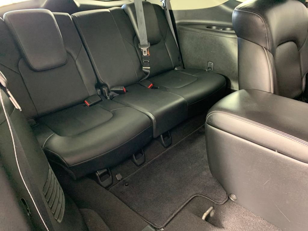 Used 2017 INFINITI QX80 4WD w/ Driver Assistance Package image 39