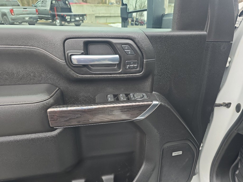 Used 2020 Chevrolet Silverado 3500 LTZ w/ LTZ Premium Package image 13