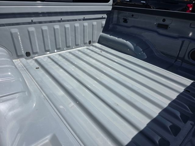 Used 2025 Nissan Frontier PRO-4X image 17