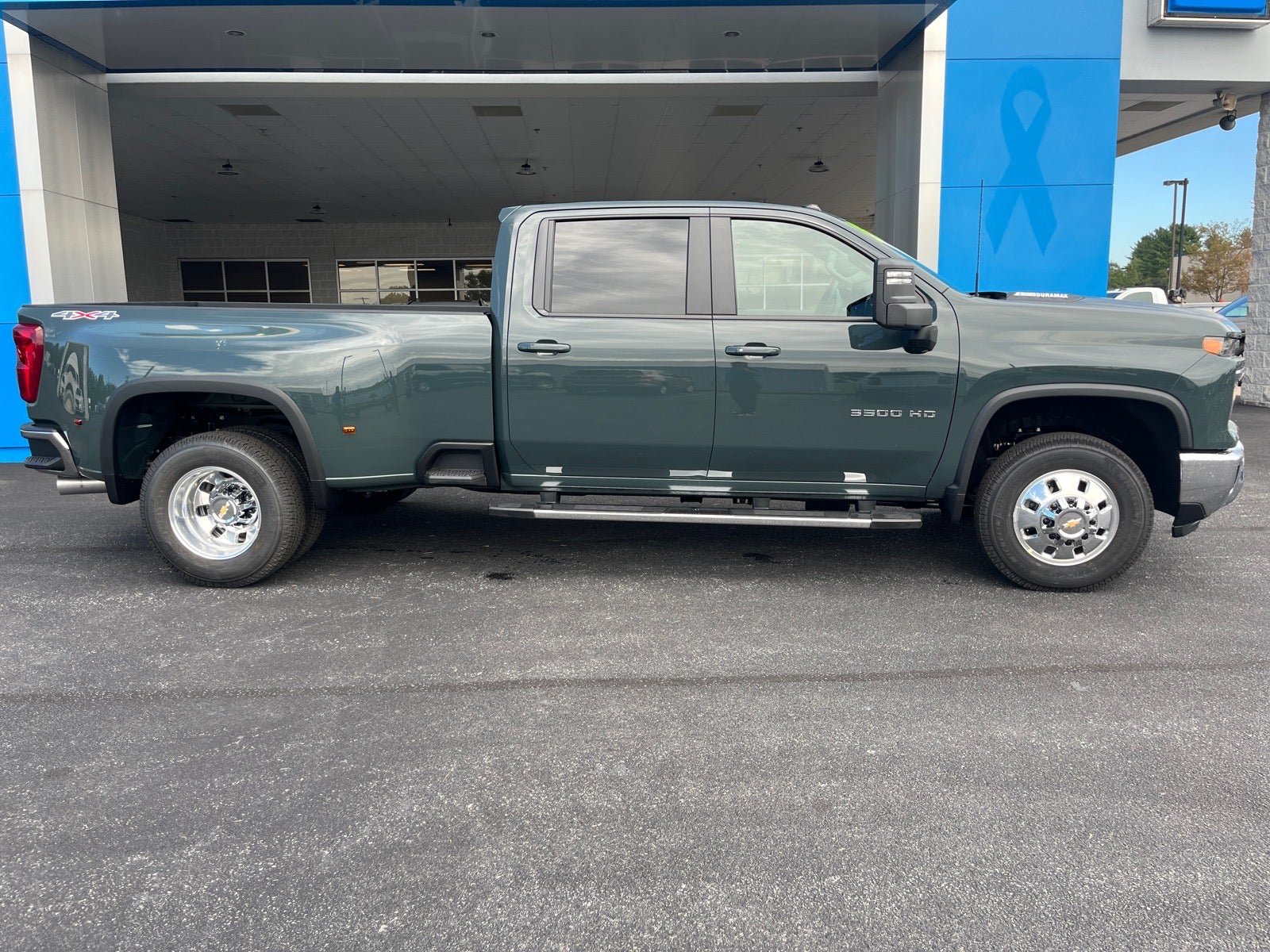 New 2026 Chevrolet Silverado 3500 LT w/ Safety Package AWD/4WD image 5