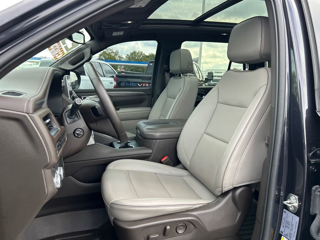 Certified 2023 GMC Yukon SLT w/ SLT Premium Package AWD/4WD image 20