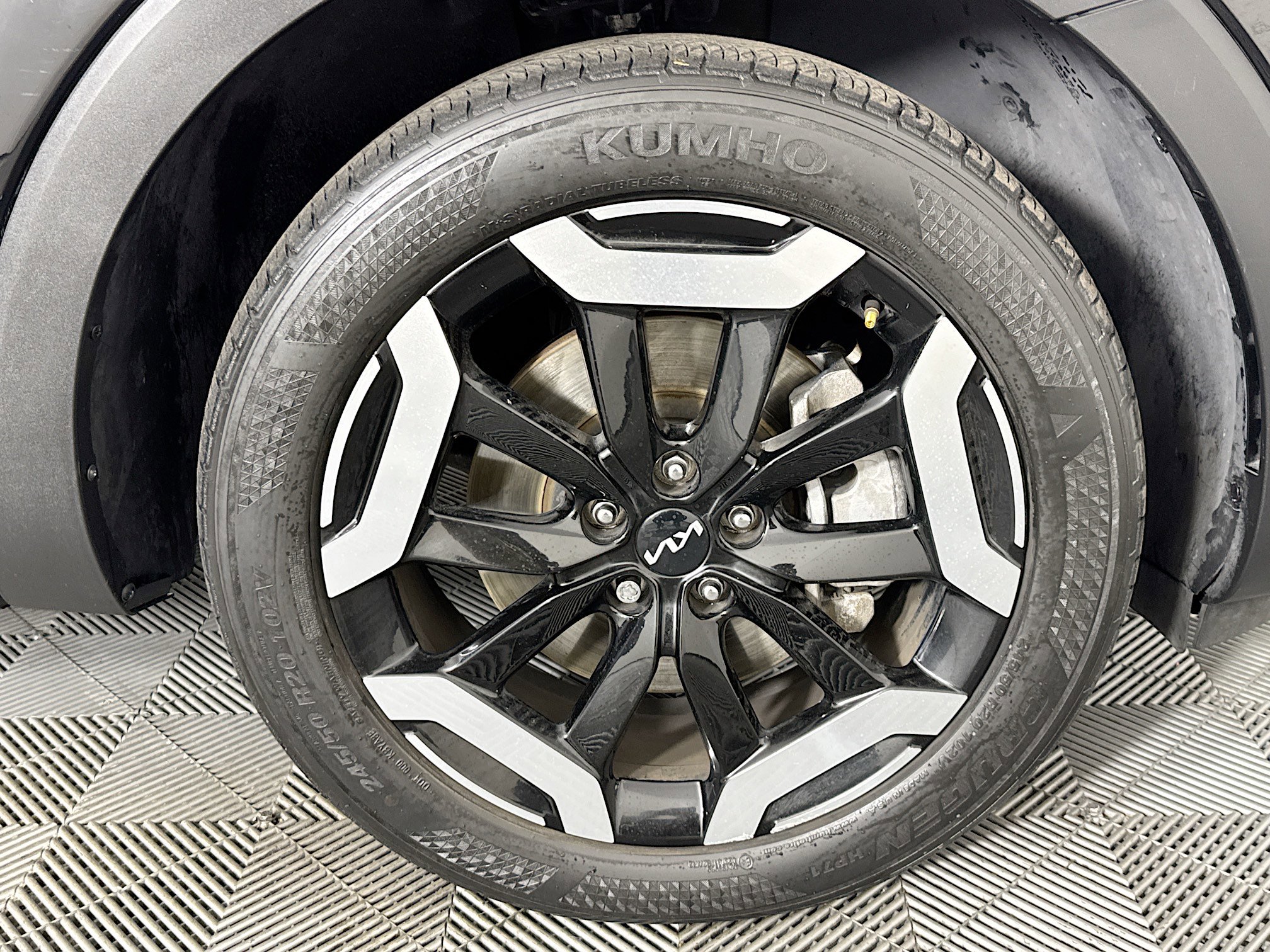 Used 2023 Kia Telluride S image 31