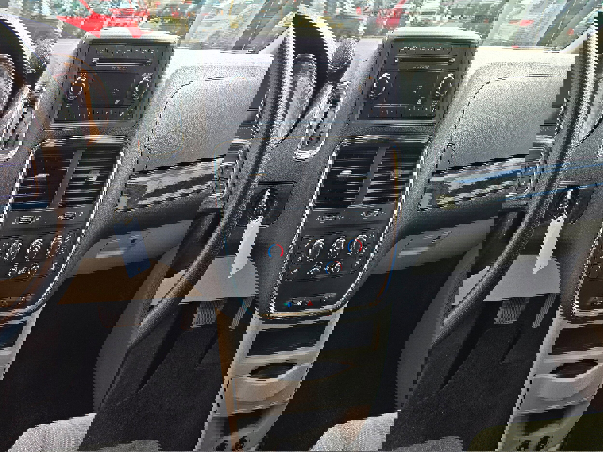 Used 2017 Dodge Grand Caravan SE image 7