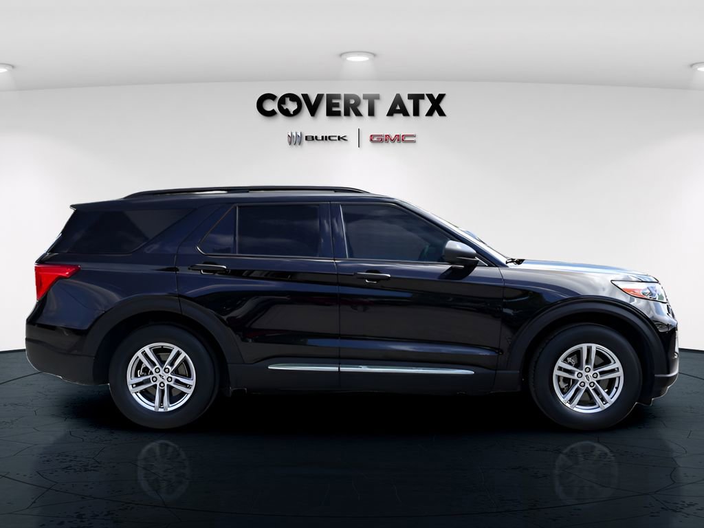Used 2023 Ford Explorer XLT w/ Equipment Group 202A image 8