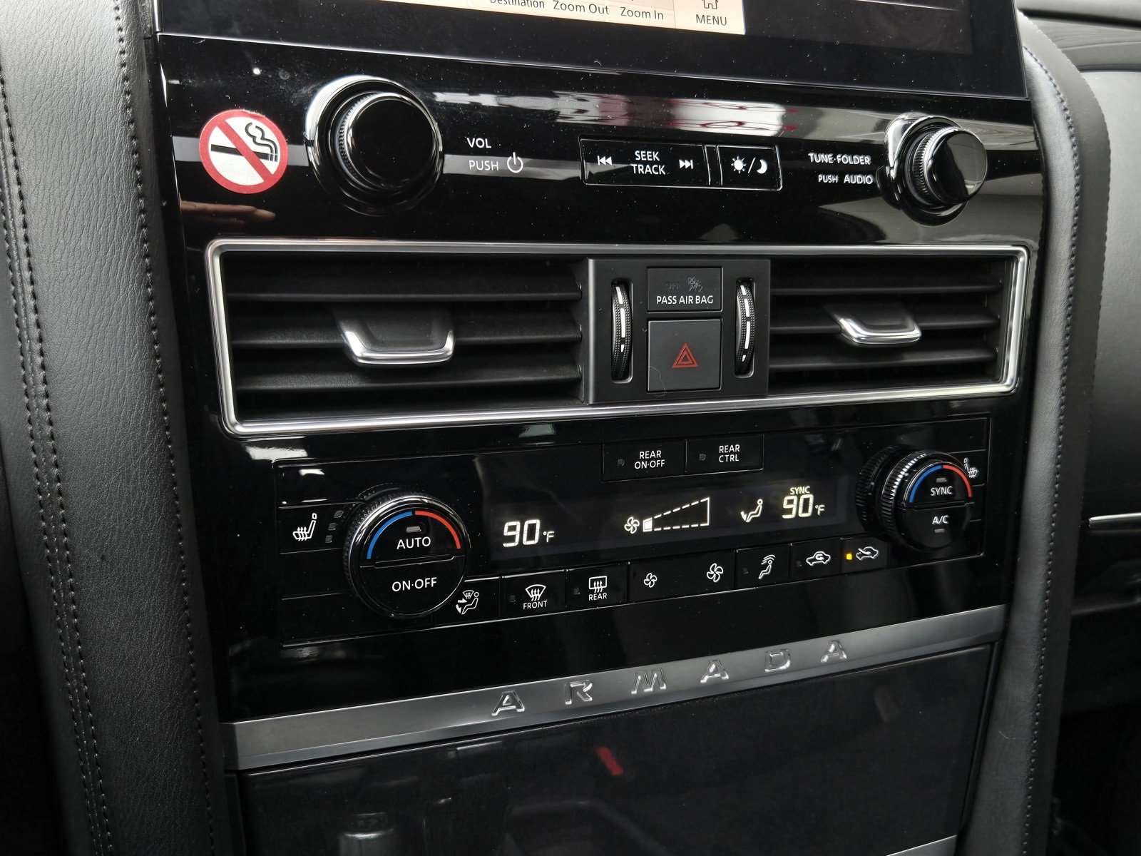 Used 2023 Nissan Armada SL w/ Midnight Edition Package image 21