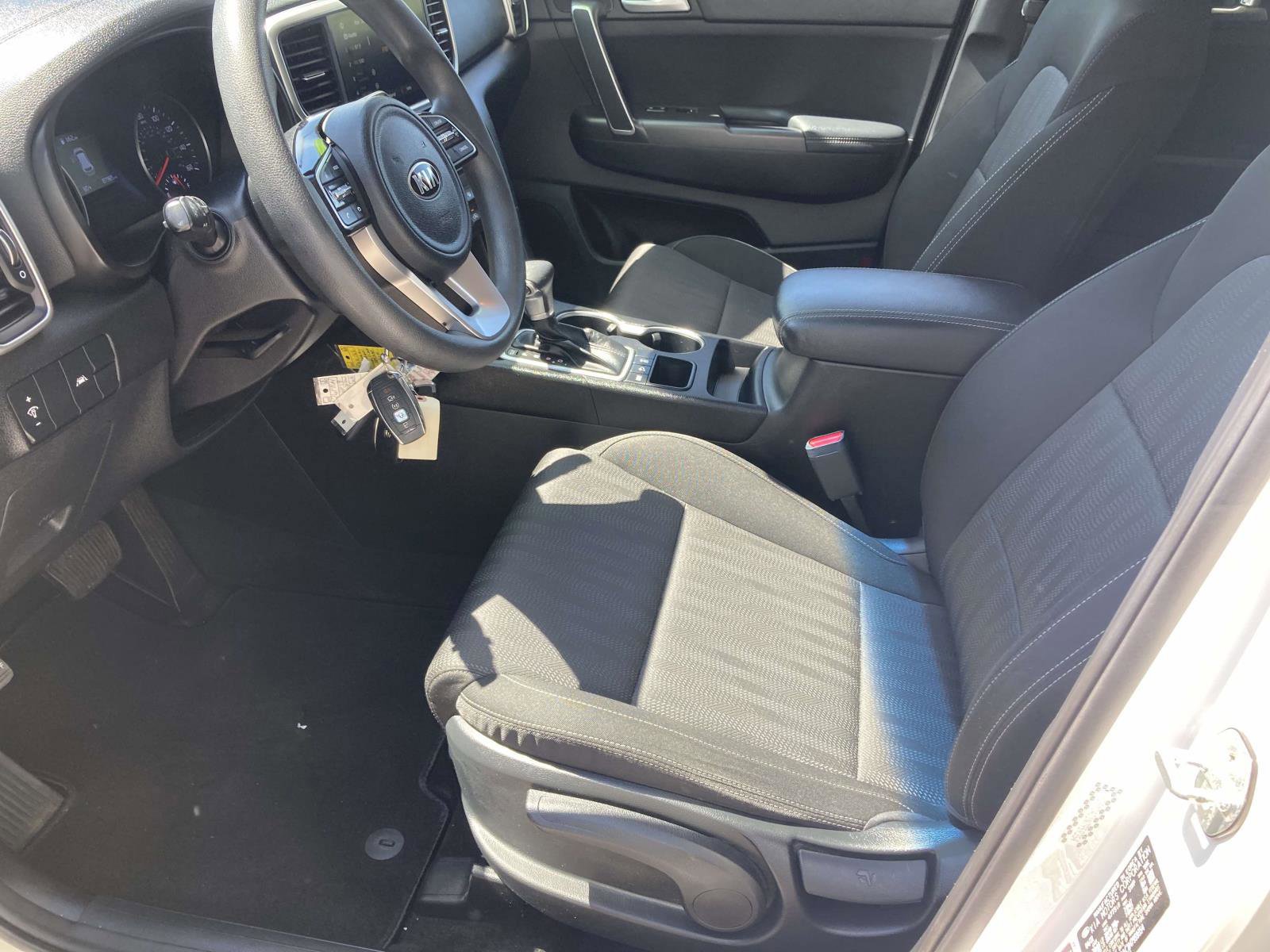 Used 2022 Kia Sportage LX image 19