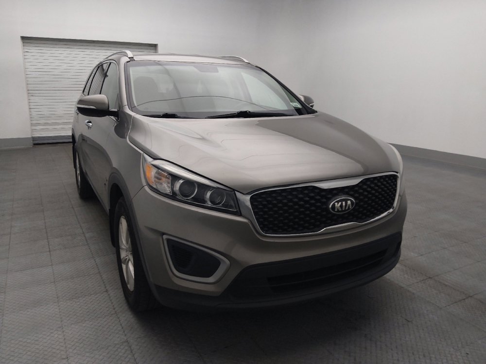 Used 2018 Kia Sorento LX image 14