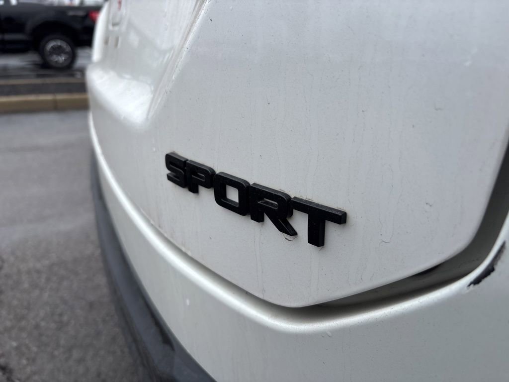 Used 2025 Honda Pilot Sport image 4