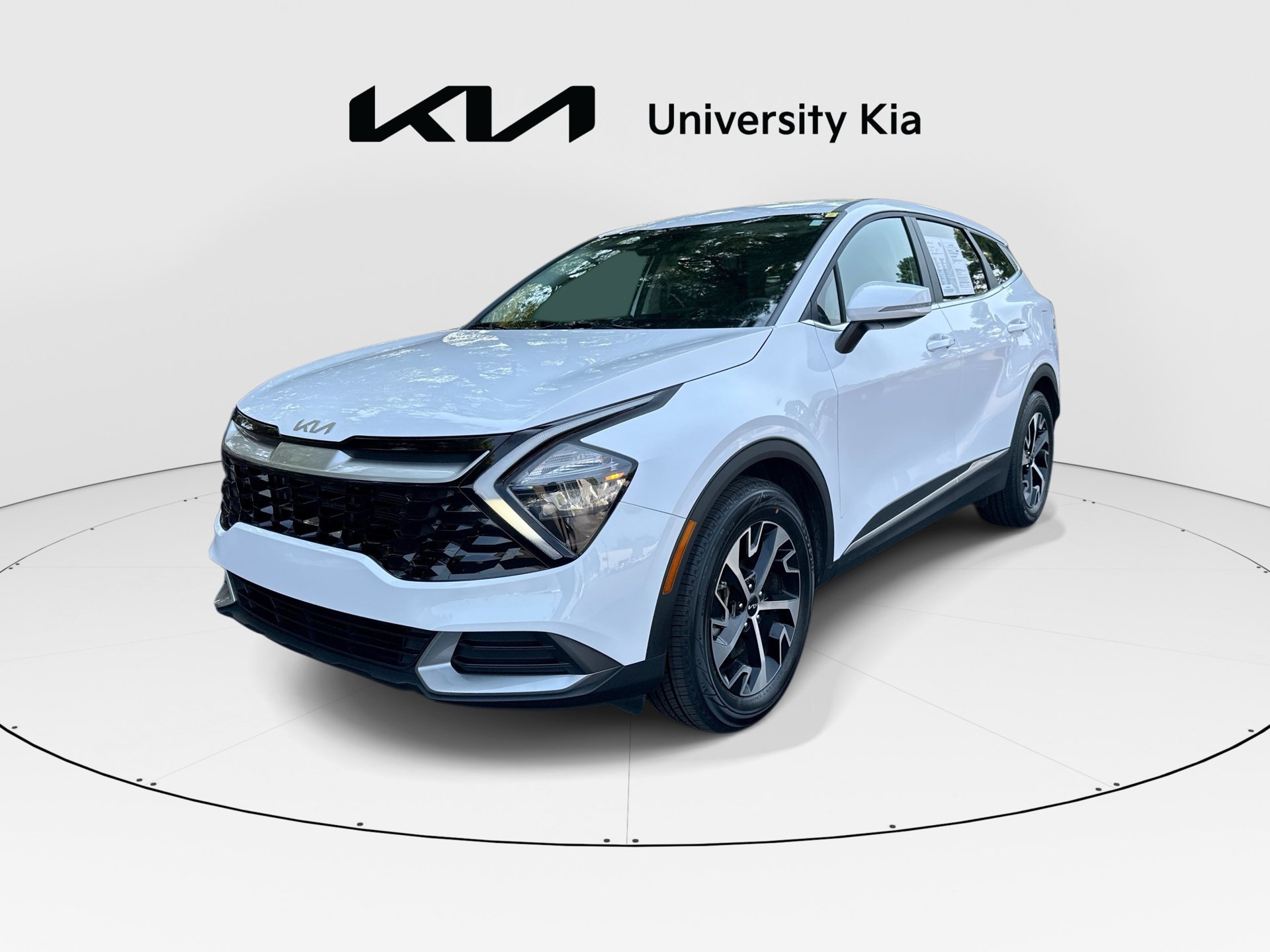 Used 2023 Kia Sportage EX FWD image 4