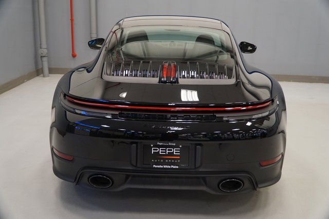 Used 2025 Porsche 911 Carrera S image 7