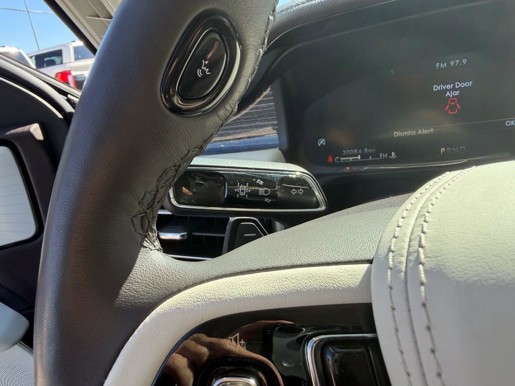 Certified 2023 Lincoln Aviator Black Label image 41