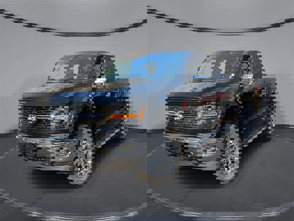 New 2025 Ford F150 XLT w/ Equipment Group 303A High