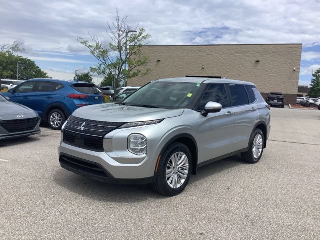 Used 2022 Mitsubishi Outlander ES