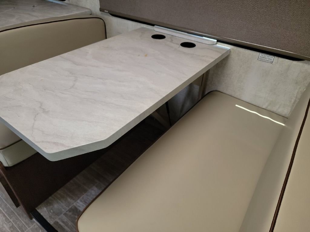 Used 2019 Ford E-450 and Econoline 450 Super Duty w/ Motorhome Prep Package RWD image 9
