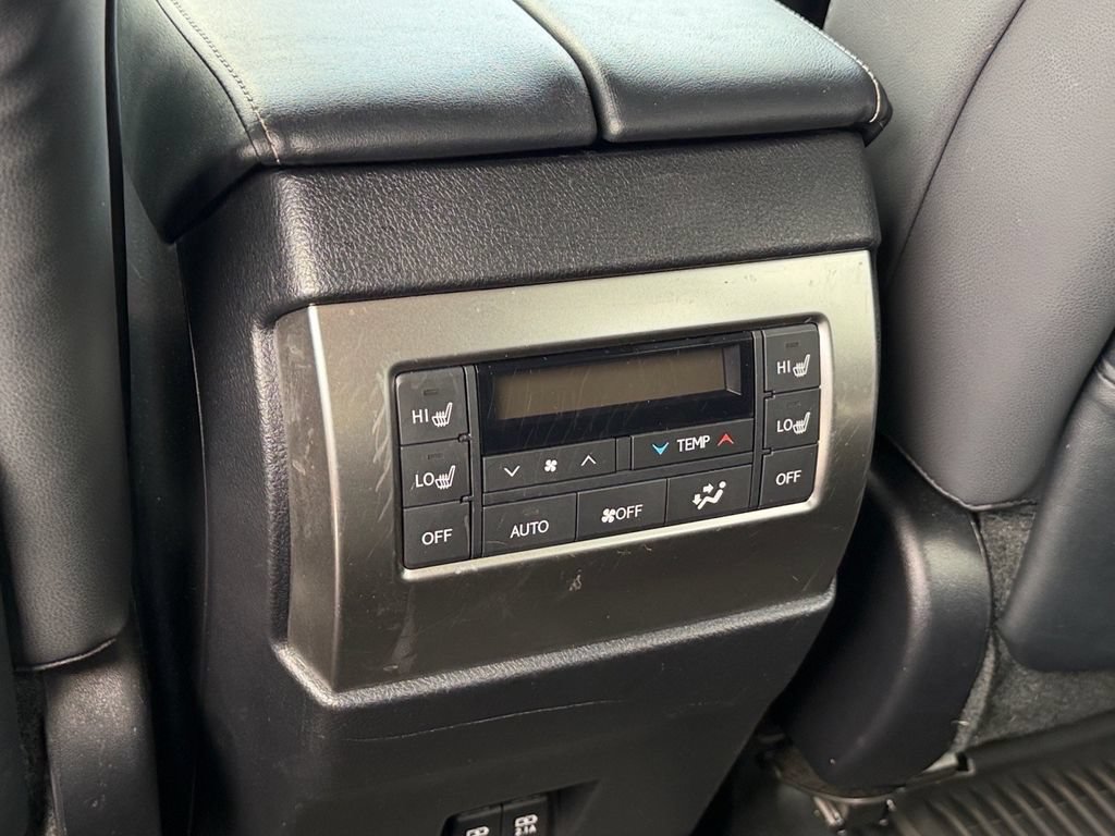 Used 2022 Lexus GX 460 Premium AWD/4WD image 18