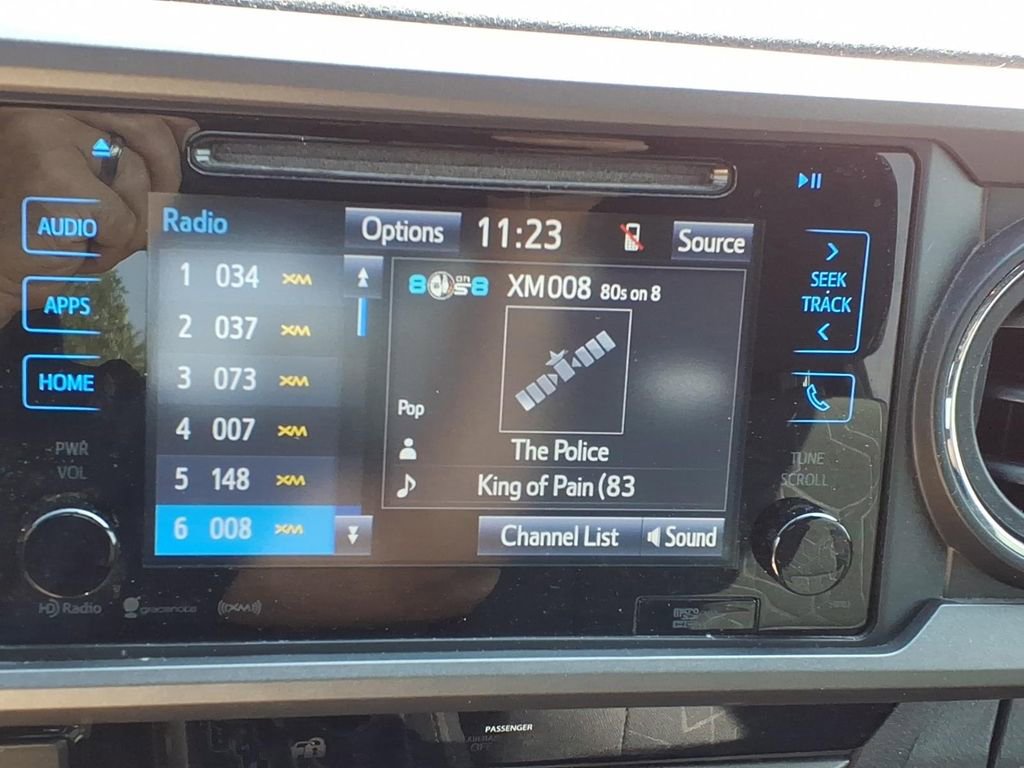 Used 2017 Toyota Tacoma TRD Off-Road w/ Tow Package (A/T) image 16