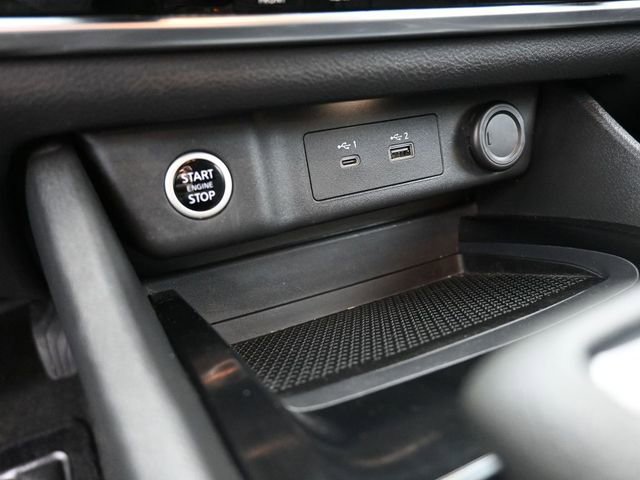 Used 2022 Nissan Rogue SV FWD image 29